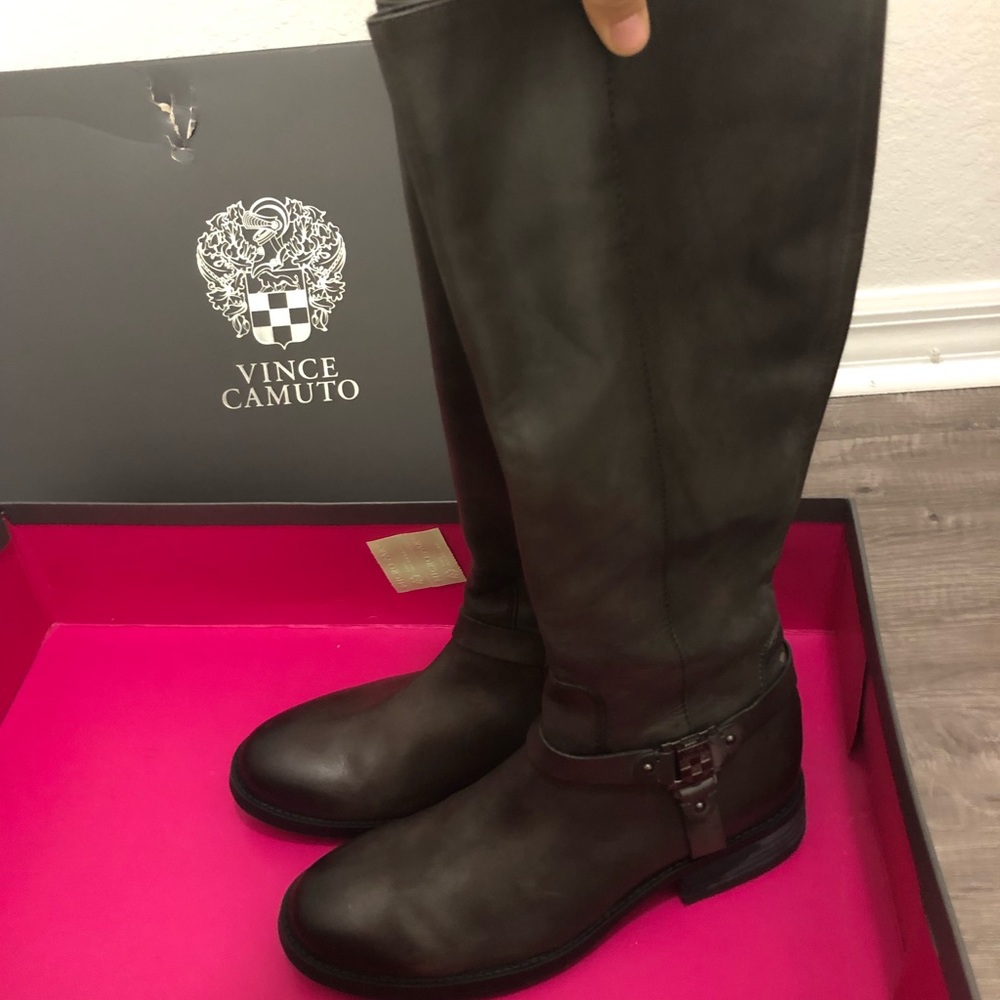 Tall elegant Vince Camuto Boots